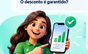 Personagem mostrando um celular com indicador de economia
